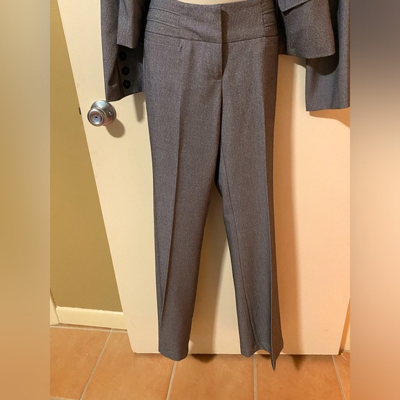 XOXO, Size 6, (medium) Blazer Jacket with Pants - Picture 4 of 6